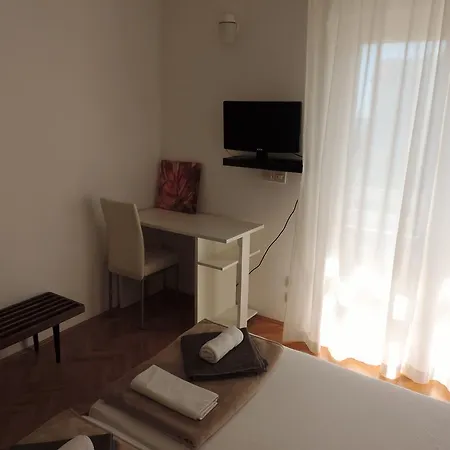 Apartment Vidas Novalja Exterior photo
