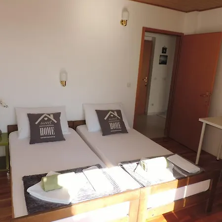 Apartment Vidas Novalja Exterior photo